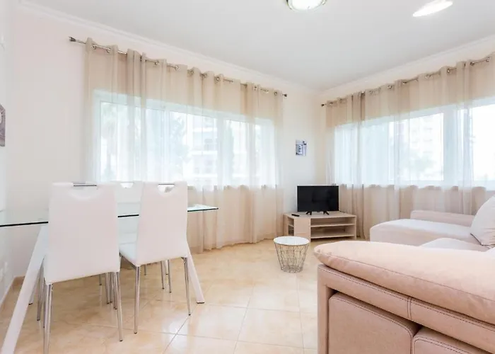 Apartment Eleganz House